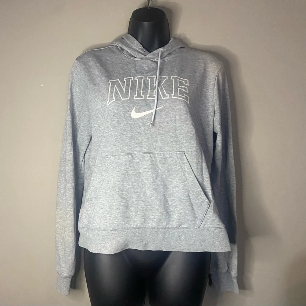 Nike front logo